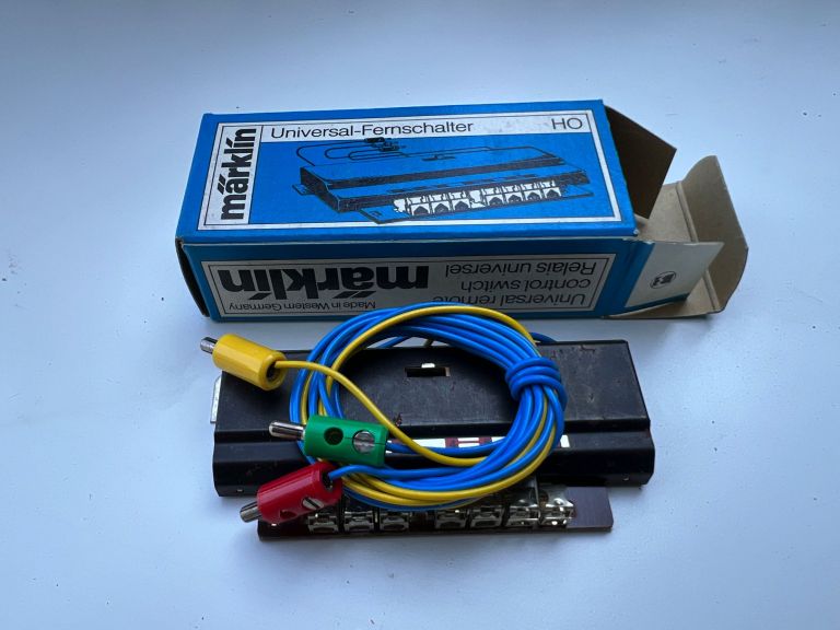 MARKLIN HO 7245 Universal Remote Switch