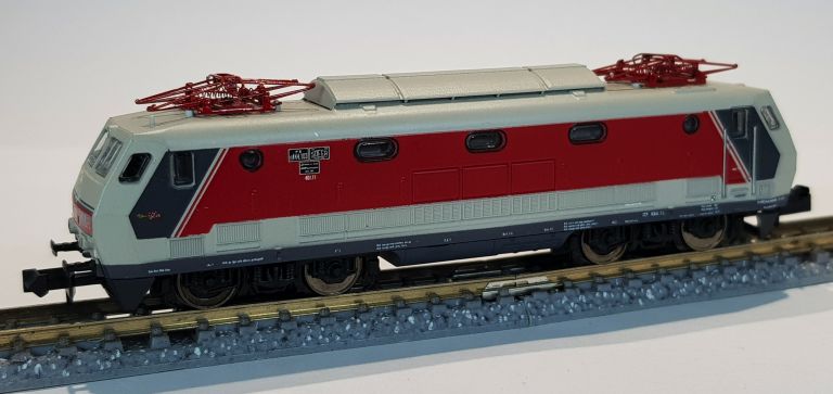 Pi R.A.T.A Scala N 1201 FS, Locomotiva elettrica E.444.046 livrea grigio-rosso logo FS Epoca IV/V Pi R.A.T.A