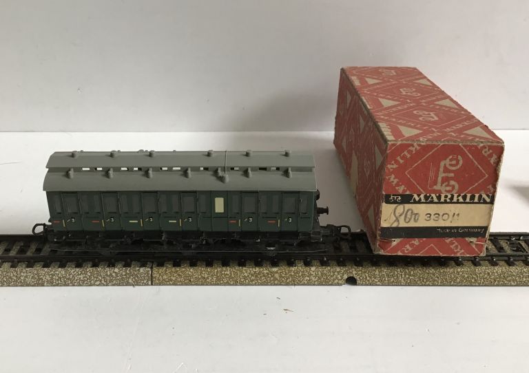 Marklin HO 330/1 local coach without brakeman's cab in original box