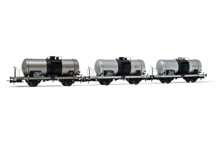 Rivarossi HR 6517 Set 3 vagoni cisterna a 2 assi tipo VZekk 27 m3 livrea argento con striscia nera ep. IV-V Rivarossi