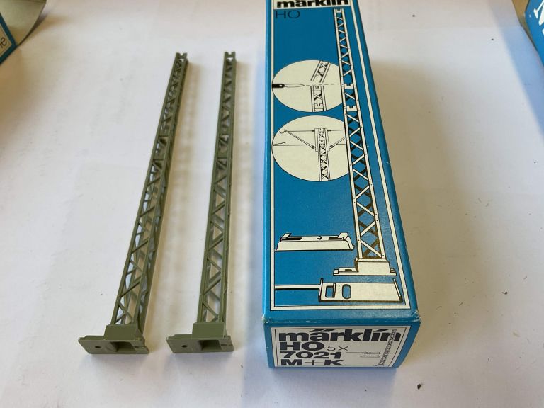 Marklin HO 7021 Palo a torre di plastica in ottimo stato