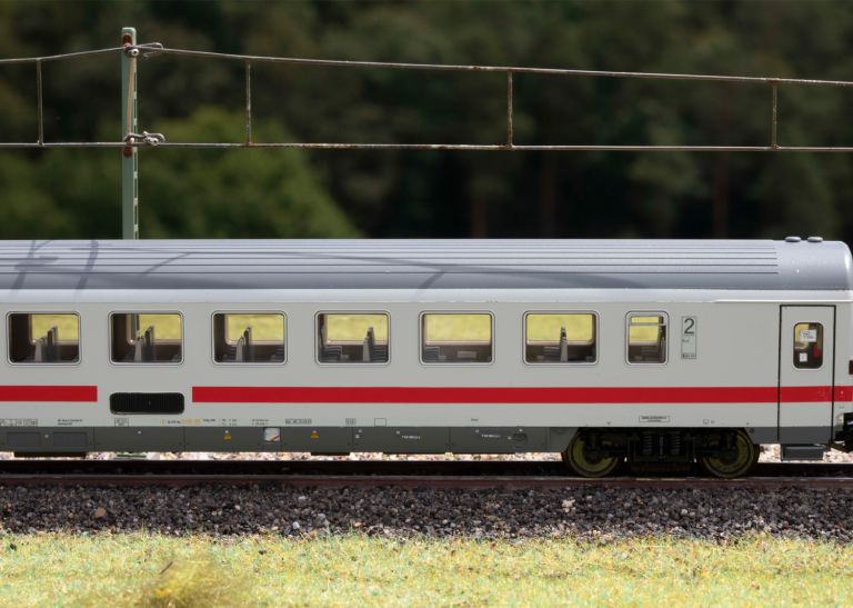 MARKLIN HO 43765 Carrozza per treni passeggeri Bpmz 295.4
