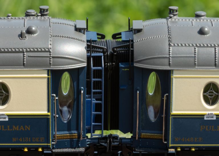 MARKLIN HO 42470 Gruppo di carrozze Pullman EDELWEISS
