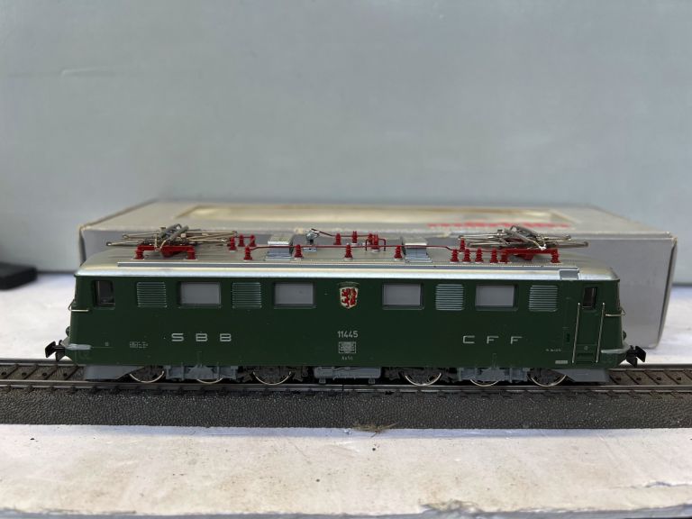 Marklin HO 3650 Locomotiva Elettrica digitale Ae 6/6 SBB con scatola originale Marklin