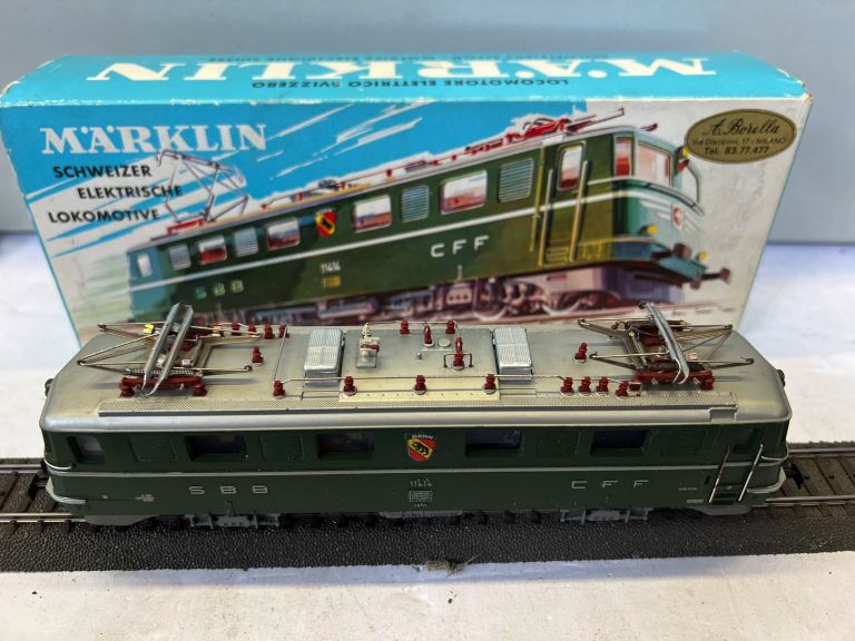 Marklin HO 3050 Locomotiva Elettrica Ae 6/6 SBB con scatola originale