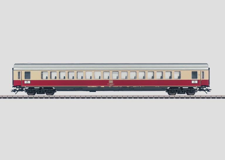 MARKLIN HO 43865 TEE Express Train Passenger Car