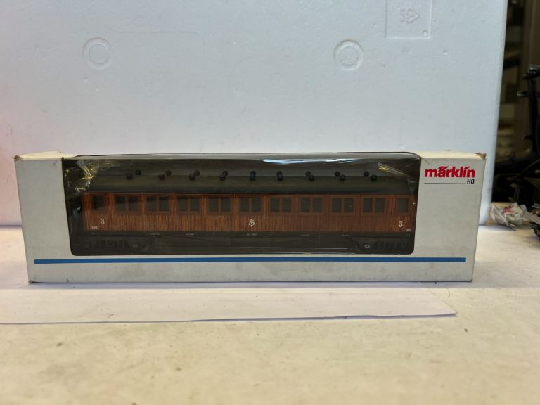 MARKLIN HO 4270 Carrozza in legno SJ ampliamento treno 2870 illuminata, molto rara