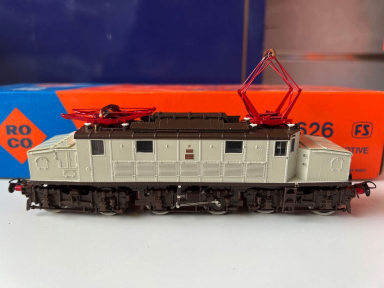 Roco HO 04187 F Locomotiva elettrica E.626 FS livrea grigio pietra