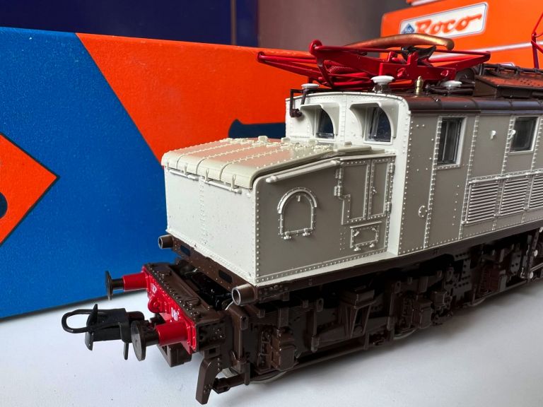Roco HO 04187 F Locomotiva elettrica E.626 FS livrea grigio pietra