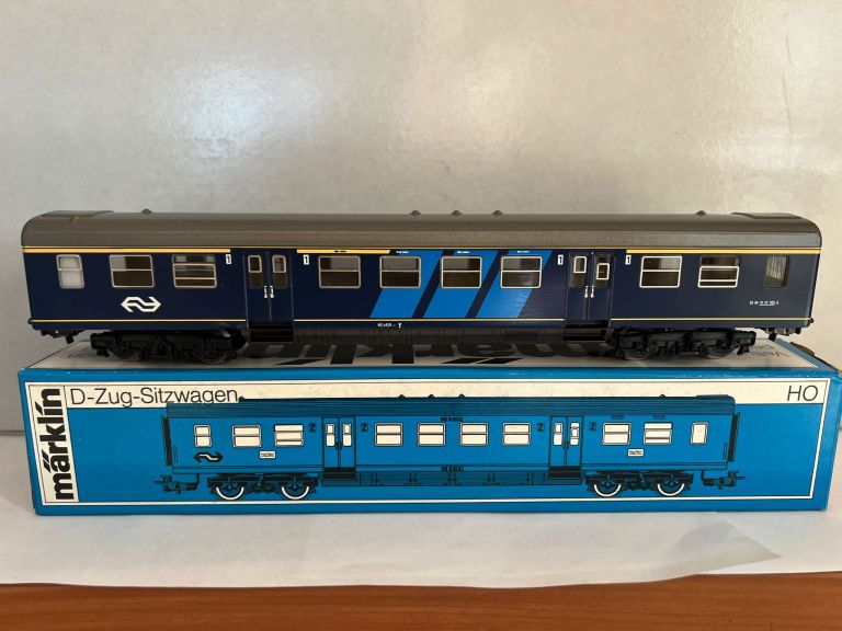 MARKLIN HO 4117 RARA CARROZZA OLANDESE NS IN LAMIERINO COME NUOVA CON SCATOLA