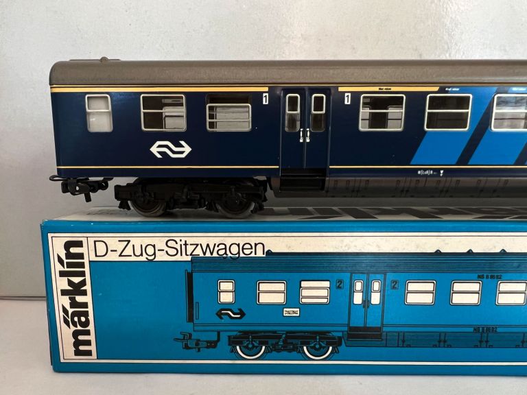 MARKLIN HO 4117 RARA CARROZZA OLANDESE NS IN LAMIERINO COME NUOVA CON SCATOLA