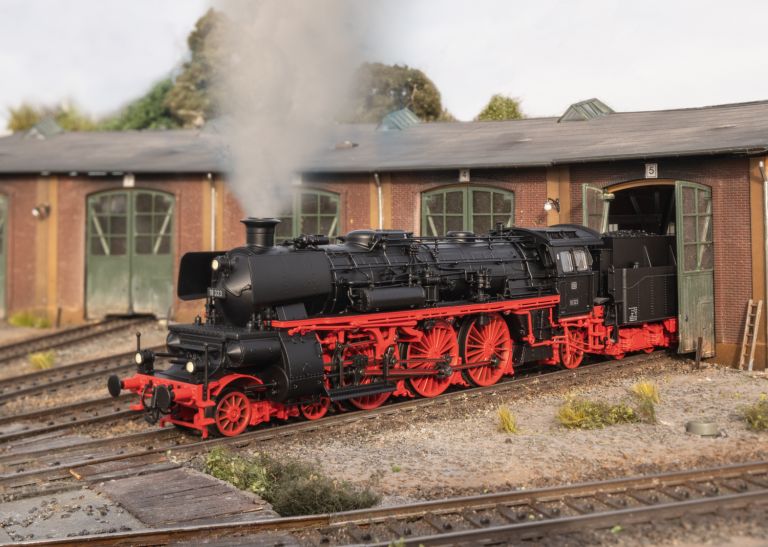 MARKLIN HO 38323 Locomotiva a vapore, Road Number 18 323