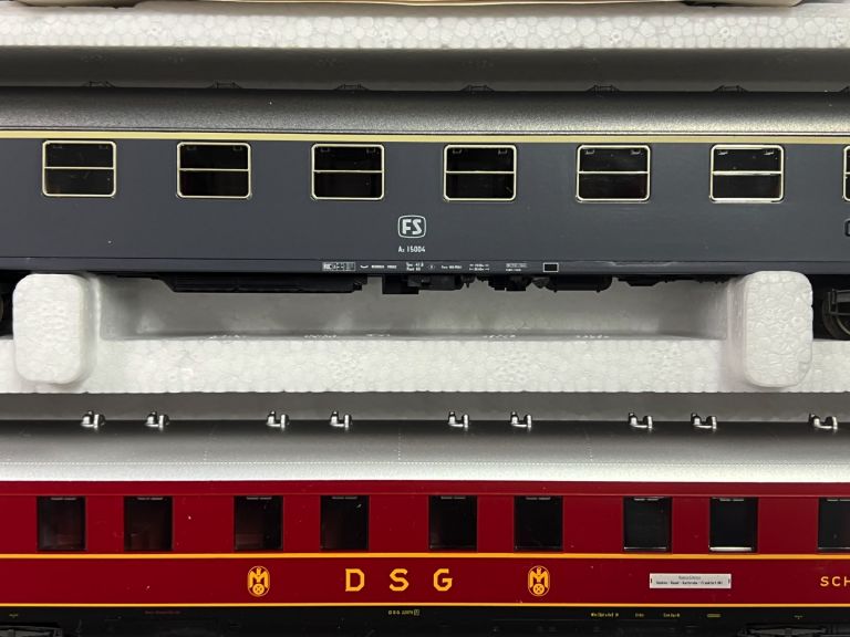 MARKLIN HO 42942 SET 3 CARROZZE PASSEGGERI RIVIERA EXPRESS