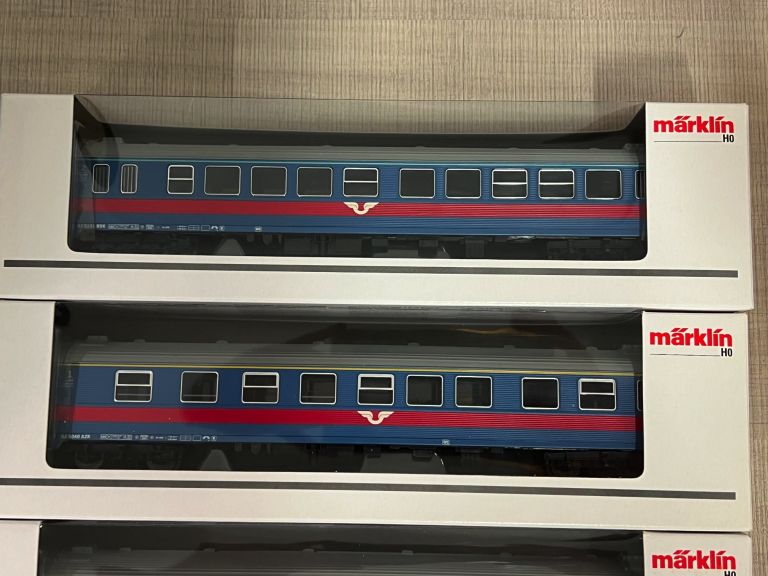 MARKLIN HO 43784 SET 4 CARROZZE PER TRENI RAPIDI SJ SVEDESI