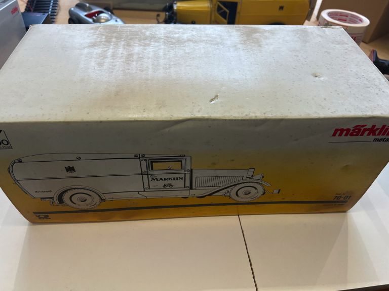 MARKLIN 1990 Raro Furgone blindato in lamierino "Deutsche post" come nuovo con scatola originale
