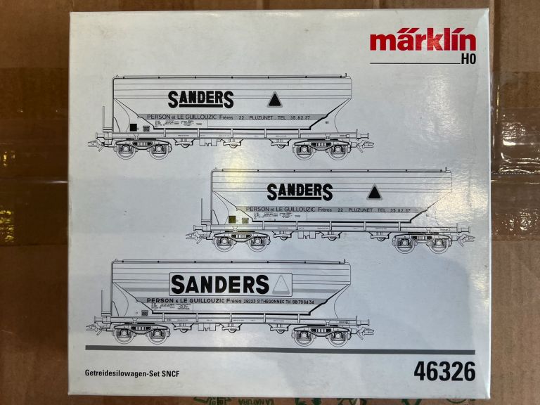 MARKLIN HO 46326 SET OF 3 "SANDERS" SNCF HIGH CAPACITY CARS