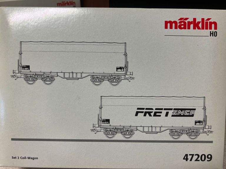 MARKLIN HO 47209 SET 2 CARRI MERCI TELONATI SNCF USATO COME NUOVO CON SCATOLA