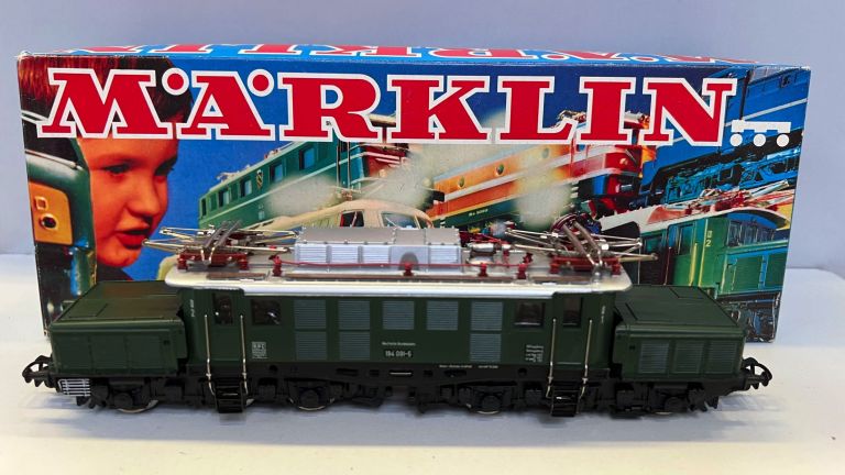 MARKLIN HO 3022 Electric Locomotive BR E 94 DB