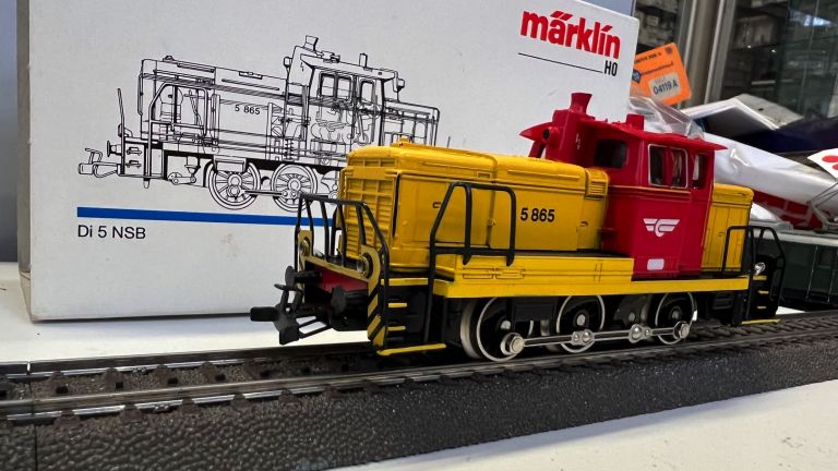 MARKLIN HO 3148 LOCOMOTIVA DIESEL DI 5 NSB IN OTTIMO STATO CON SCATOLA ORIGINALE