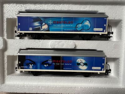 Marklin HO 94202 box cars set "HENKEL" Marklin