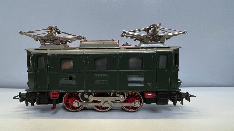 MARKLIN HO RSM 800 ELECTRIC LOCOMOTIVE GOOD ORIGINAL CONDITIONS WITH REPLICA BOX