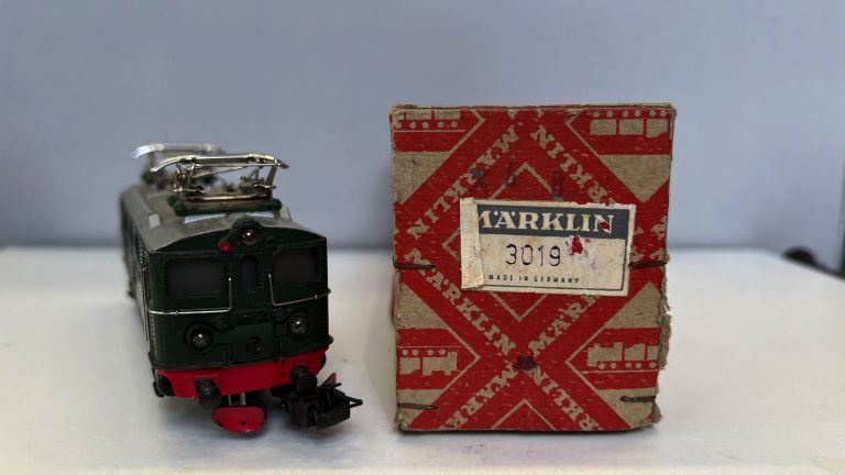 MARKLIN HO 3019 LOCOMOTIVA ELETTRICA ANNI '50 ECCELLENTE CON SCATOLA ORIGINALE