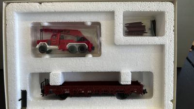 MARKLIN HO 46941 CARRO PIANALE CON CAMION GRU COME NUOVI IN SCATOLA ORIGINALE Marklin