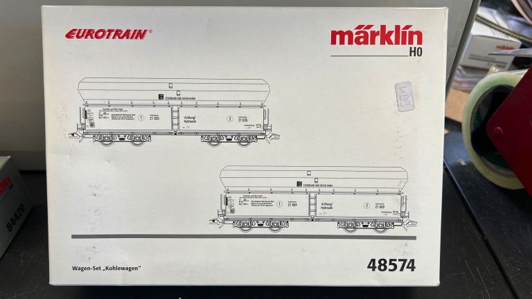 MARKLIN HO 48452 SET HOPPER CARS WITH COAL