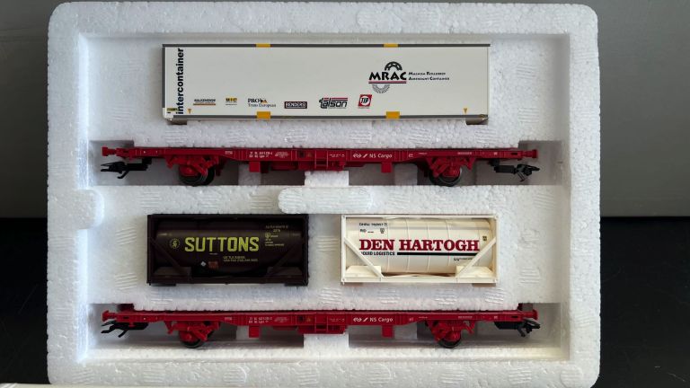 MARKLIN HO 47704 SNCB CONTAINER  Car Set