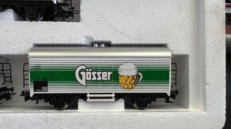 MARKLIN HO 84401 Set with 3 Beer Cars "REININGHAUS", PUNTIGAMER", GOSSER"