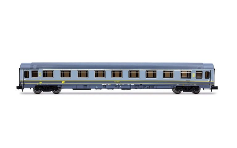 Arnold HN4492 FS, set di 2 carrozze UIC-Z1, composto da 1a classe in livrea grigio/giallo + 2a classe in livrea "Bandiera", ep. V
