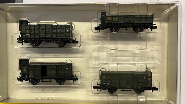MINITRIX 15005 N Gauge set of 4 Bavarian freight cars second hand top conditions.