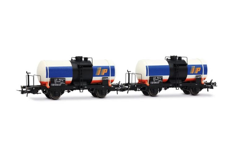 Rivarossi HR6709 FS, 2-unit pack of 2-axle tank wagons "IP", without brakeman's cab