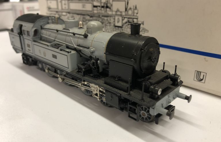MARKLIN HO 83307 LOCOMOTIVA A VAPORE T 18 USATA CON SCATOLA ORIGINALE